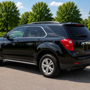 Chevrolet Equinox LT image 4
