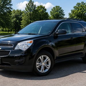 Chevrolet Equinox LT image 1