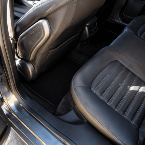 Ford Fusion image 2